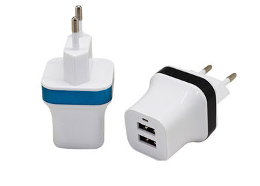 이동할 수 있는 여행 충전기 이중 USB 벽 접합기 5V 3A 세륨, 여행자 이동할 수 있는 충전기 EU는 폐쇄합니다
