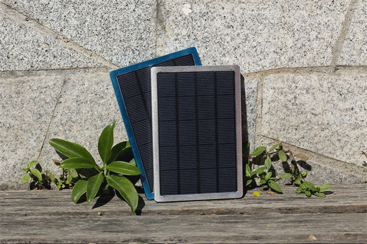 이동 전화, iPad, 사진기를 위한 주문을 받아서 만들어진 5000mah 휴대용 태양 에너지 은행 충전기